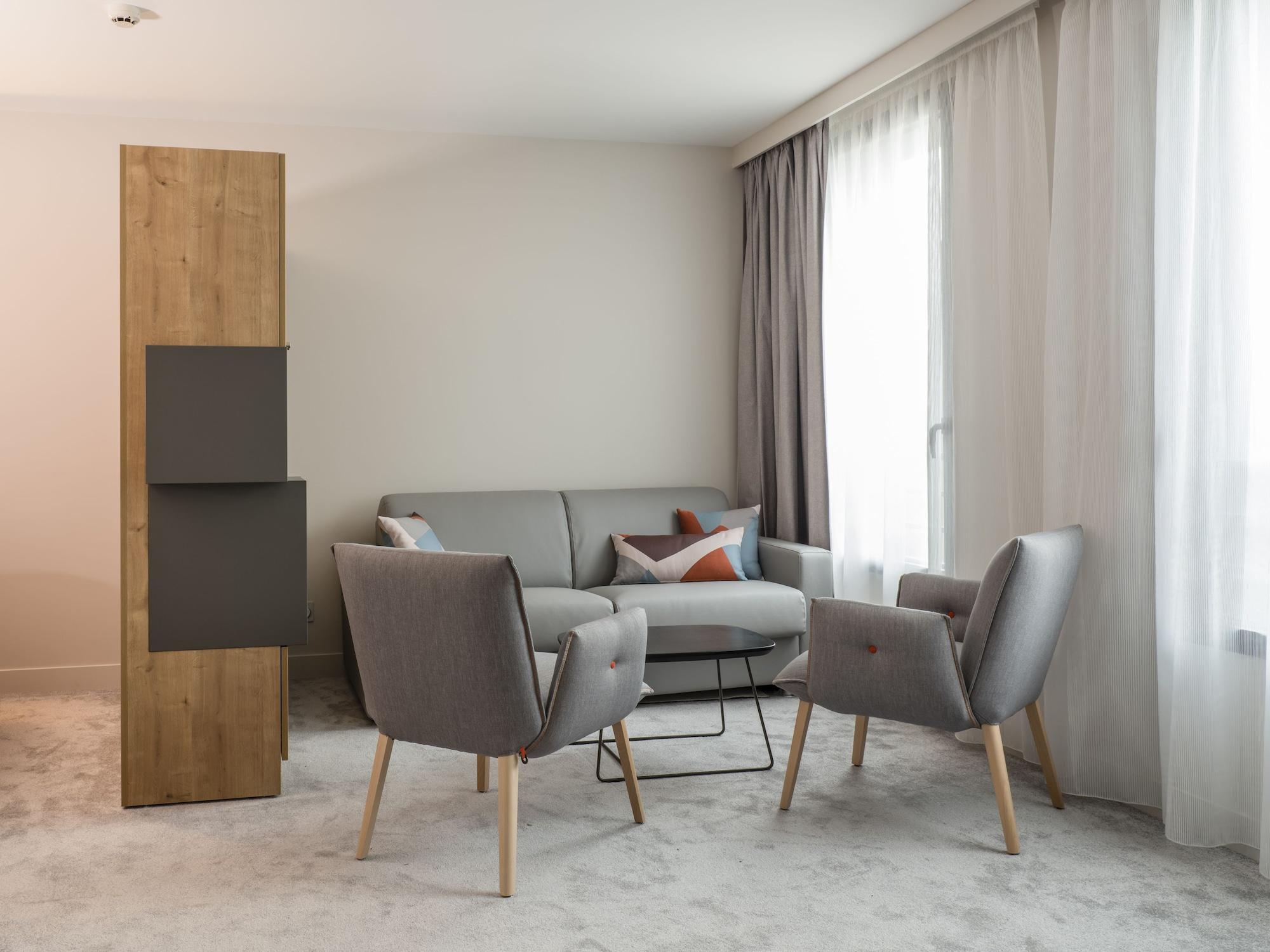 Best Western Hotel Dijon Quétigny エクステリア 写真